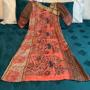 Gorgeous Soft Surroundings Indian Kurta style garment with stunning details